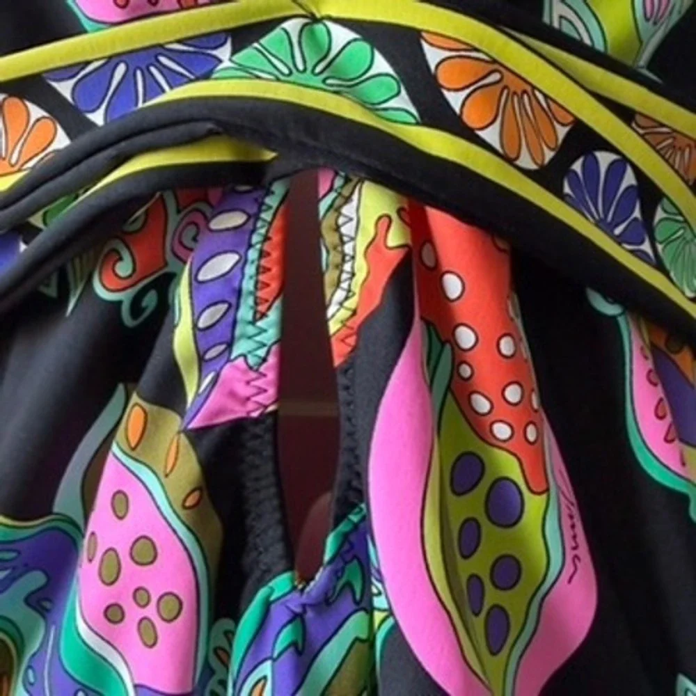 Trina Turk One Piece Swimsuit Womens Sz 8 Multi Psychedelic Strappy Back V-Neck
