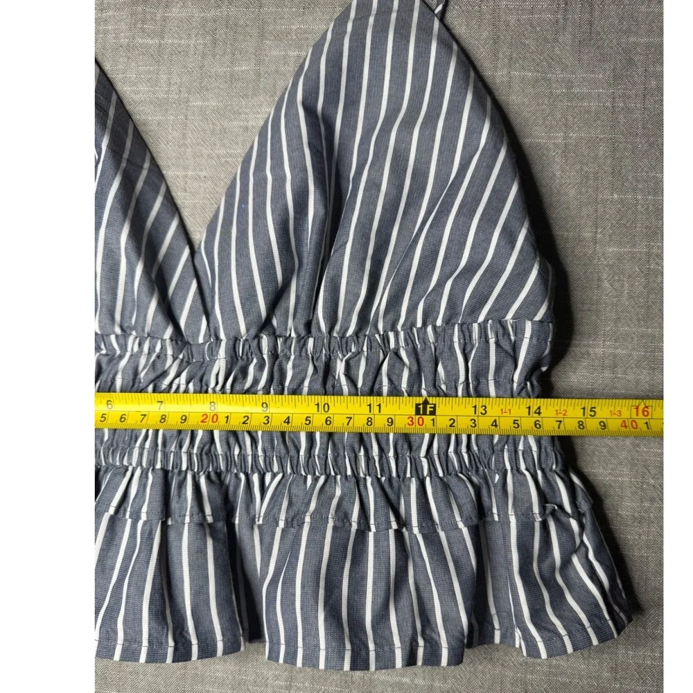 Sim & Sam Grey White Striped Smocked Peplum Halter Top NWT Size L 51216BL