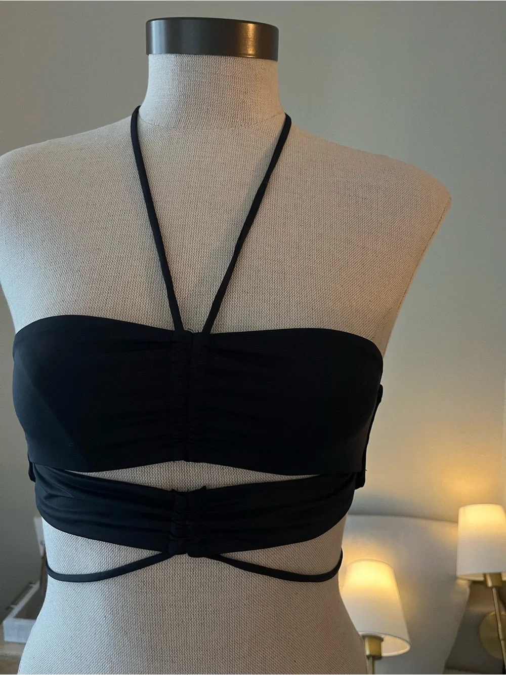 FRANKIES BIKINIS 🌴🎀🌴 Black TOP 🌴