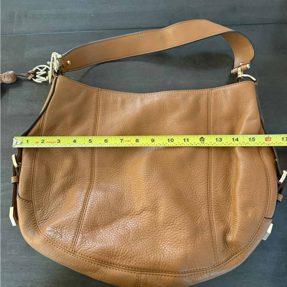 Michael Kors hobo tote luggage color Leather Shoulder Bag