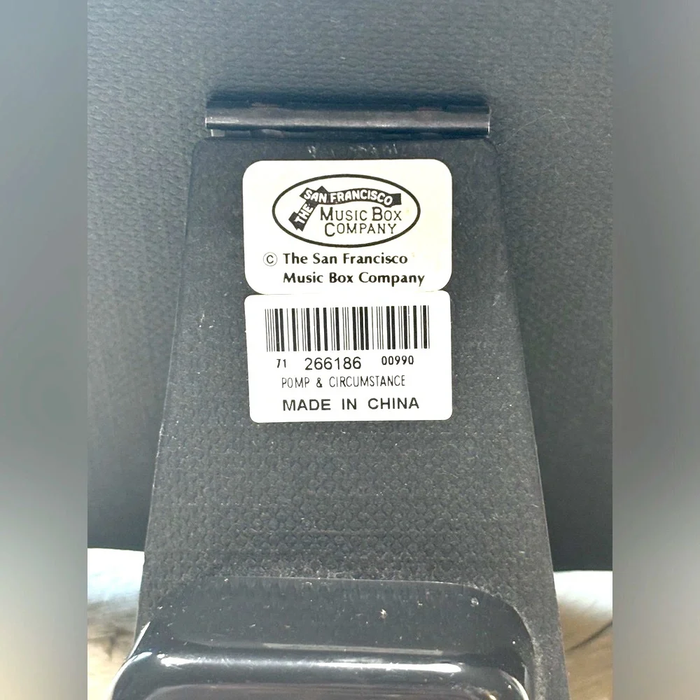San Franscico Music Box Company this glossy