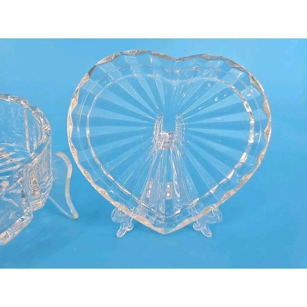 Vintage‎ Heart Shaped Crystal Trinket Jewelry Box W/ Lid- Some Small Chips