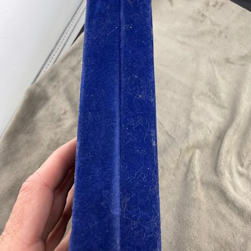 Vintage Empty Swank Display Case Blue Velvet  9