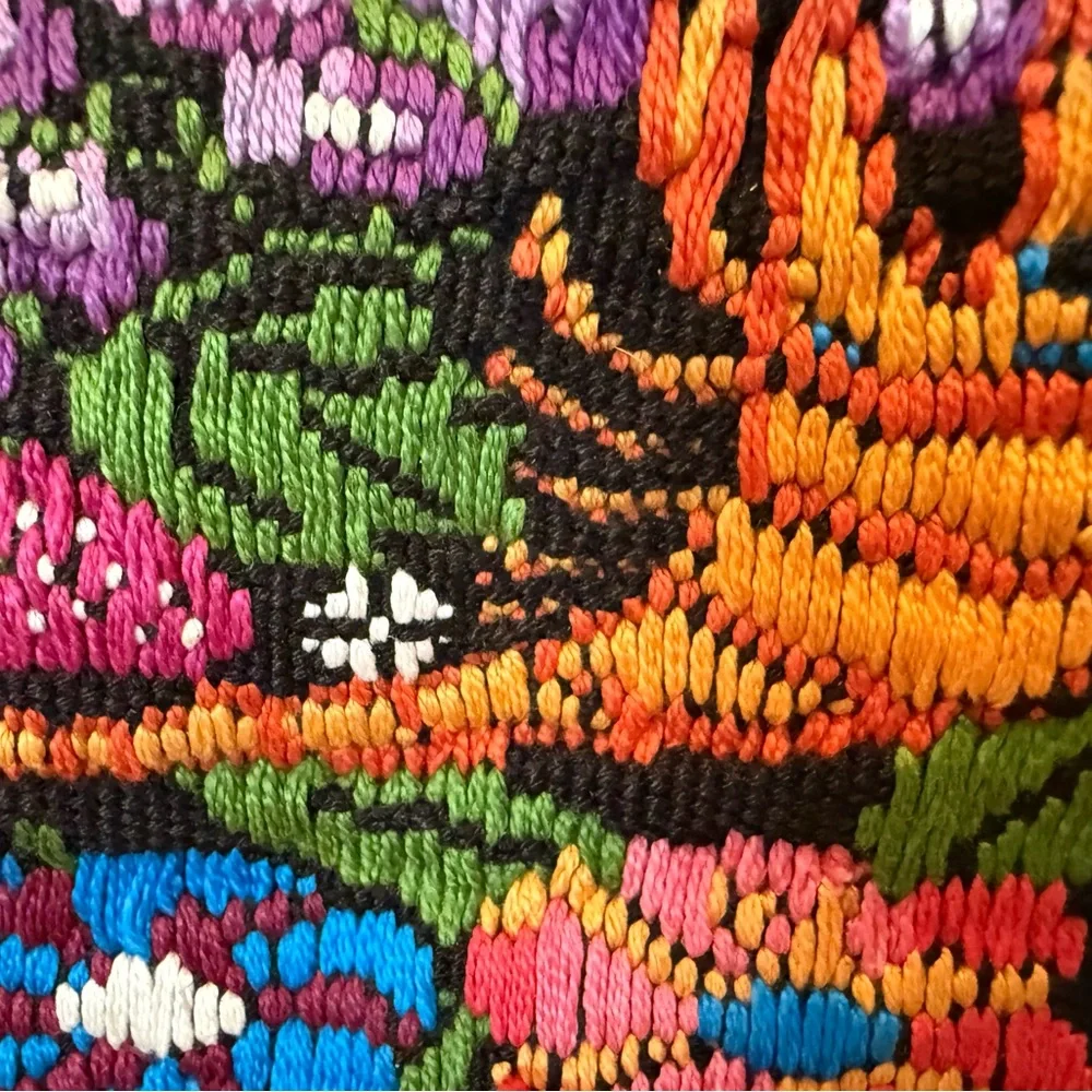 N/A vibrant embroidered