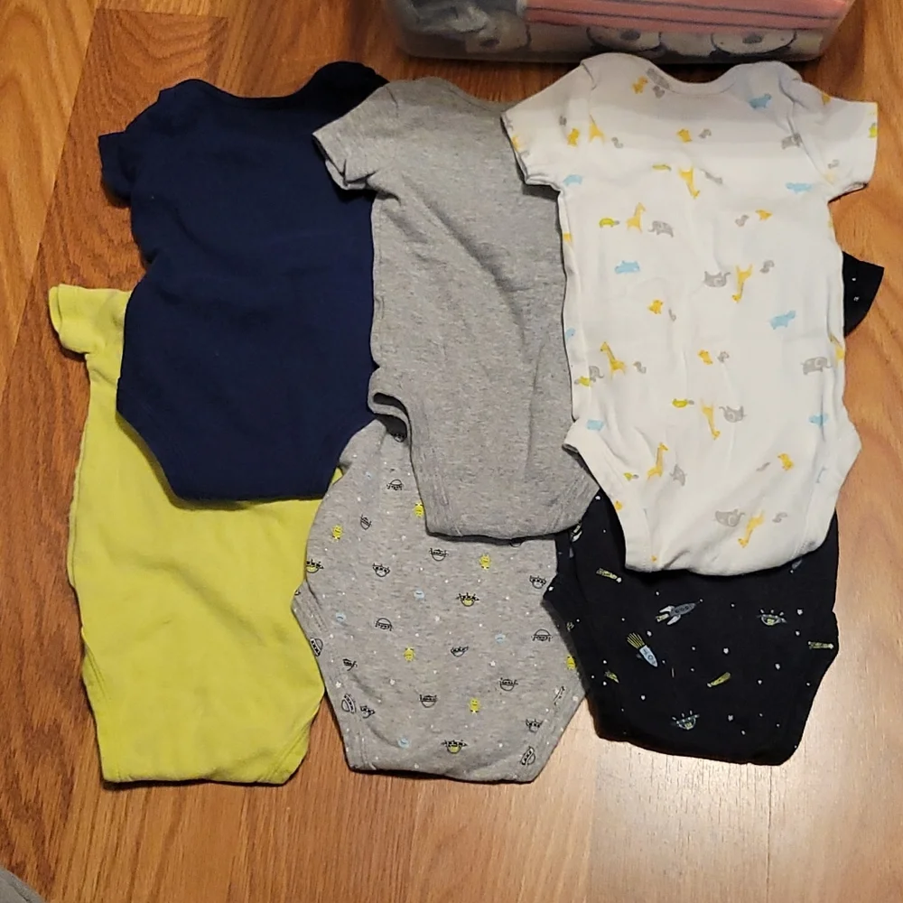 Carters pieces gently