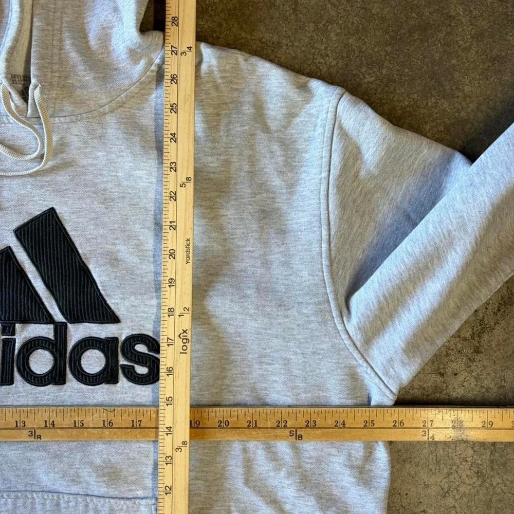 adidas tagged logo 2000s