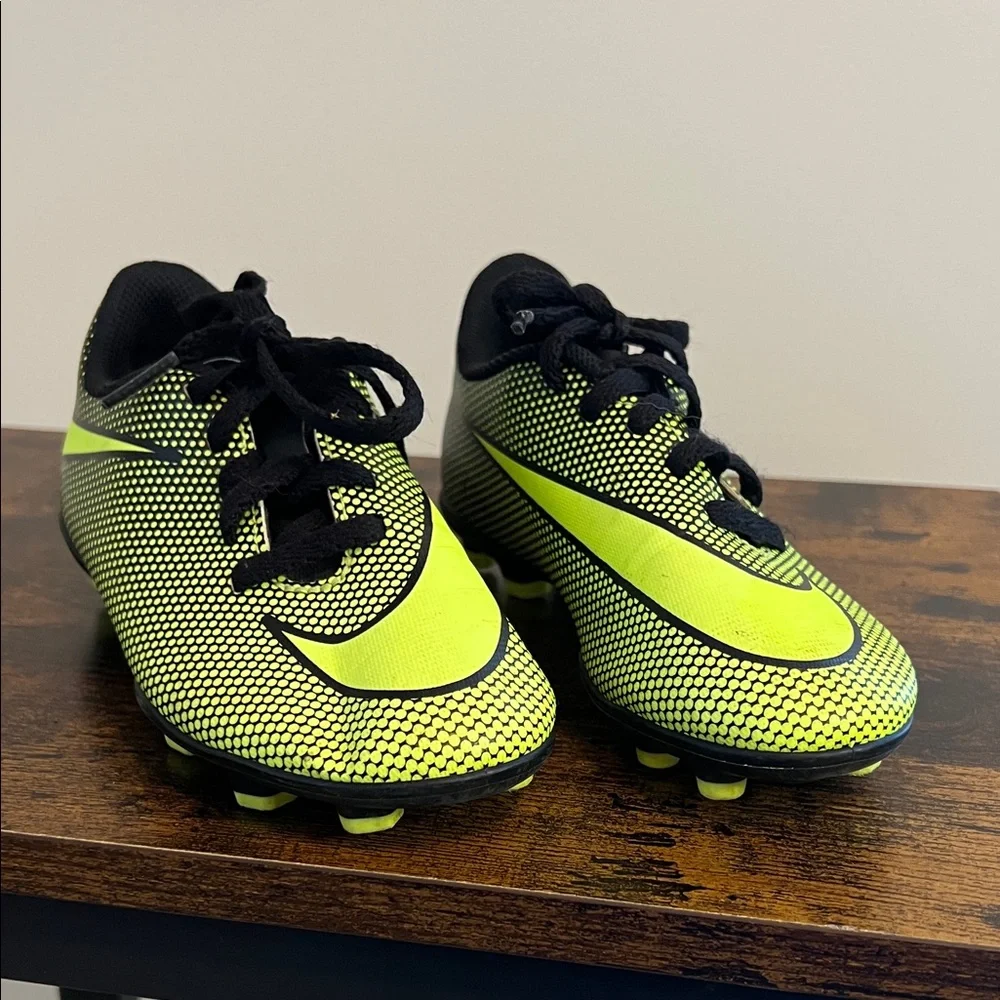 Nike JR Bravaya II Firm Ground Soccer Cleats