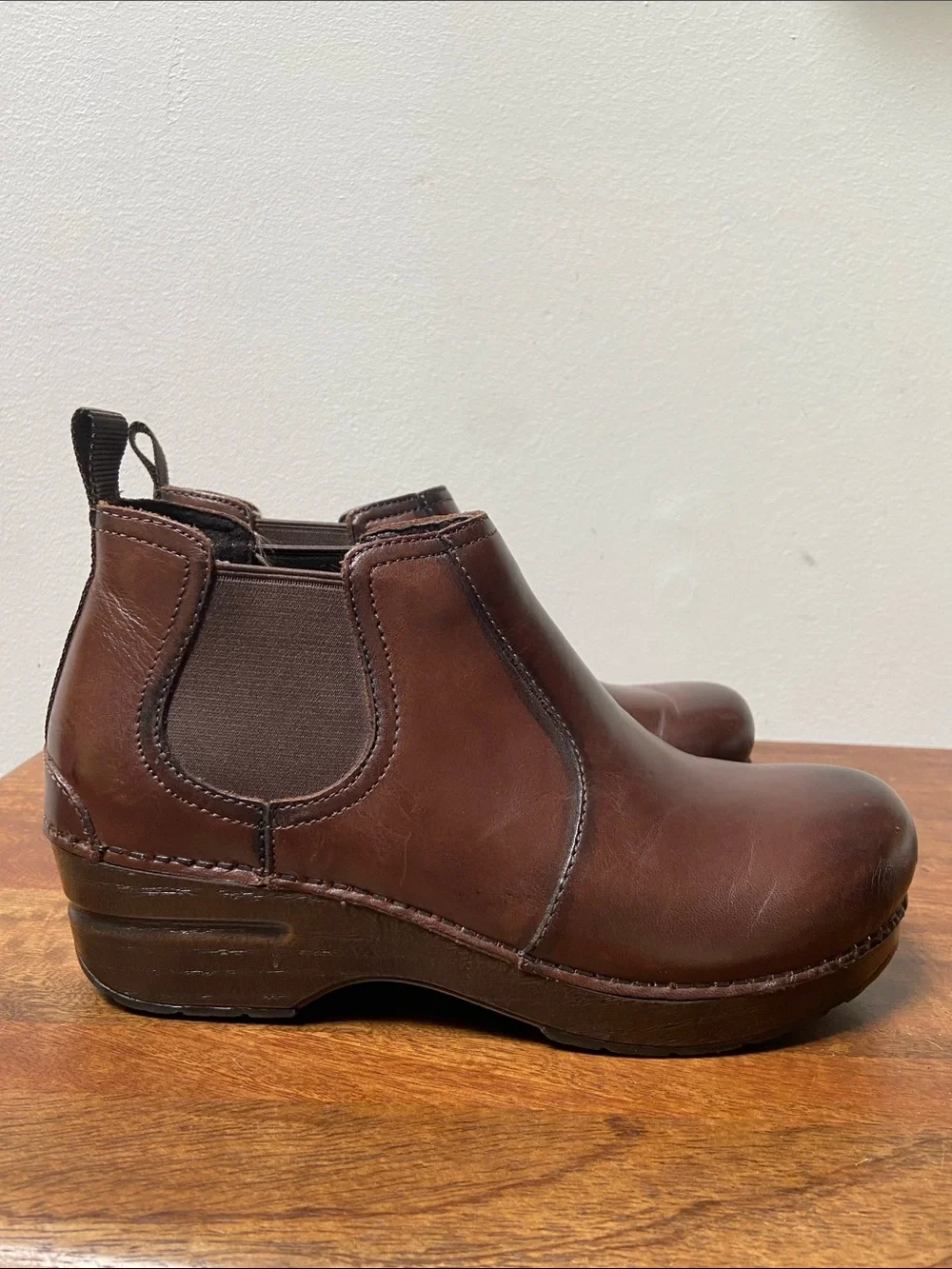 Dansko durable chukka