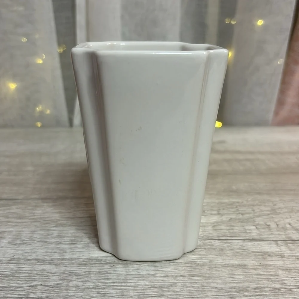 Nautica Toothbrush Holder