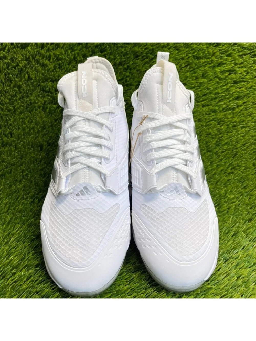 adidas feel present all