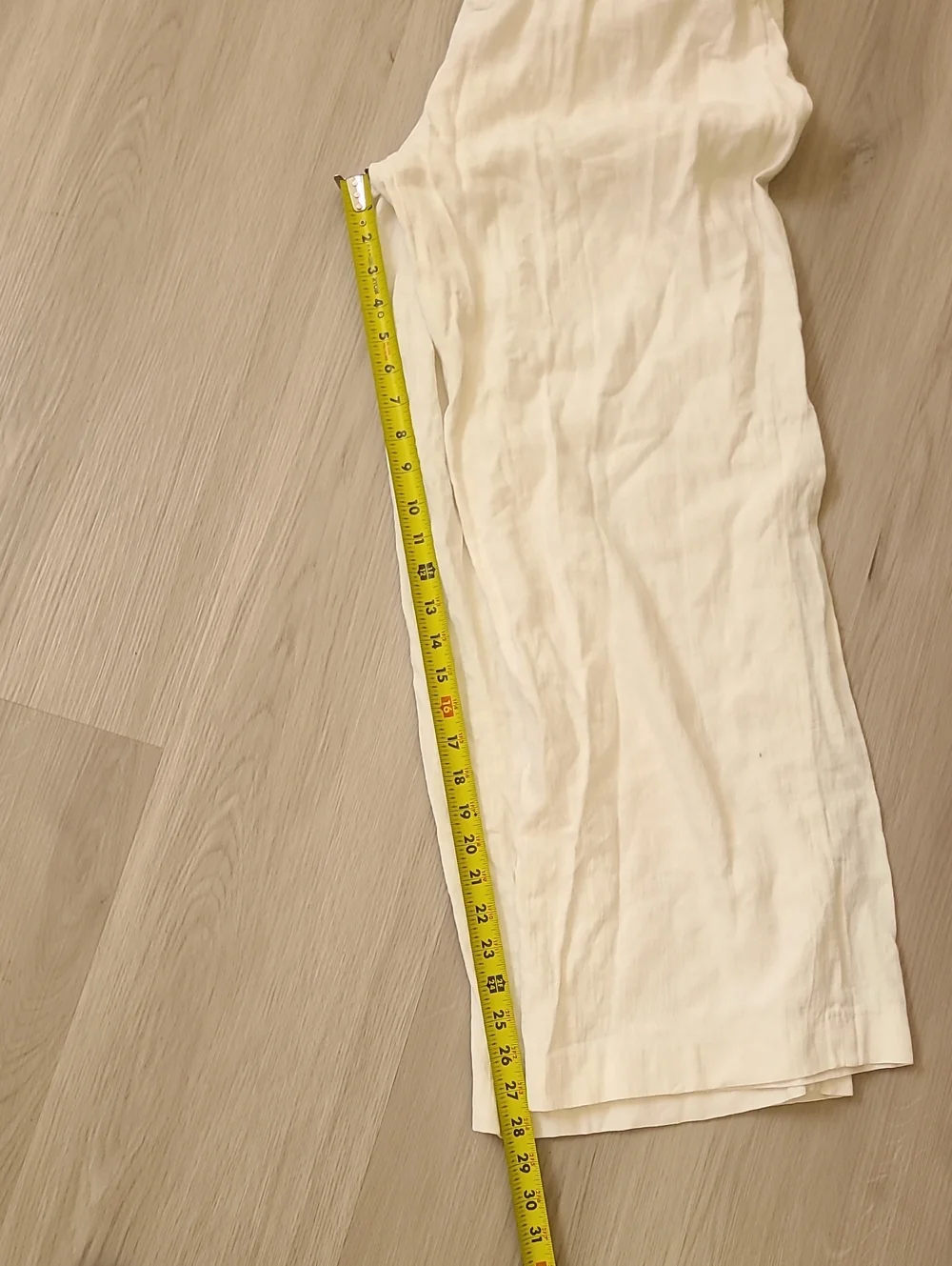 Zara wide has loops