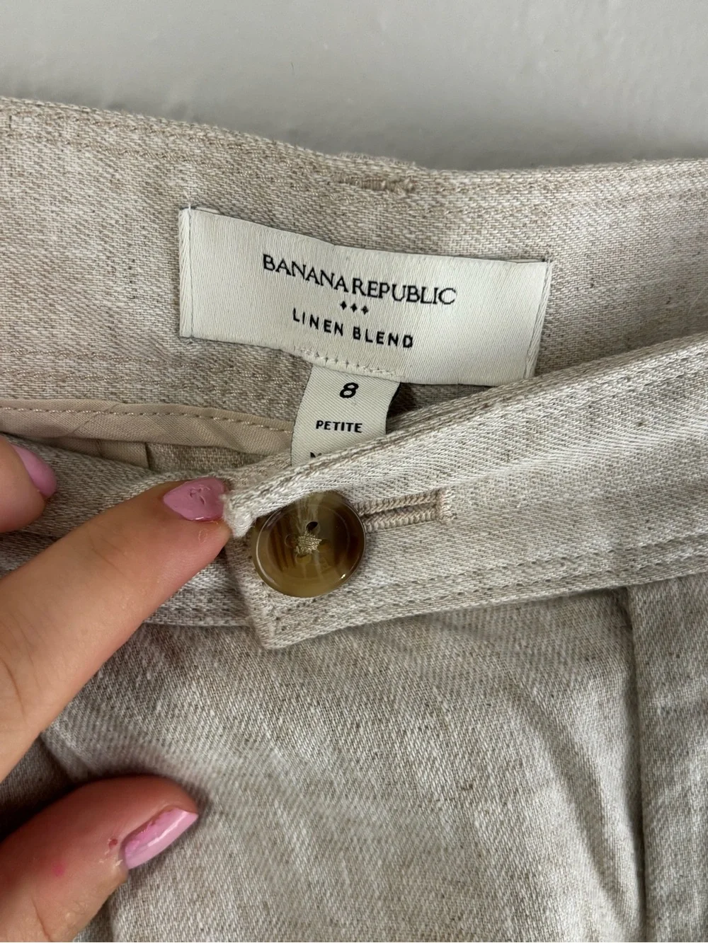 Banana Republic classic pleated