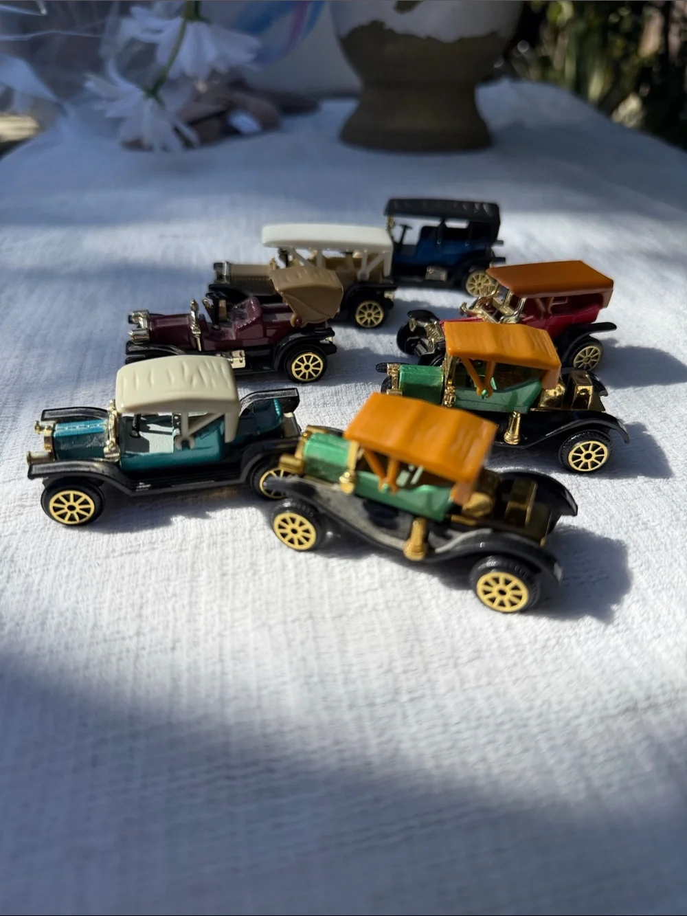 Vntg Mini Diecast Cars Ford.bundle of 7 cars.