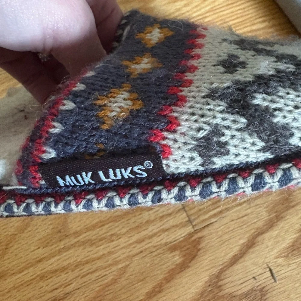 Muk Luks warm knit
