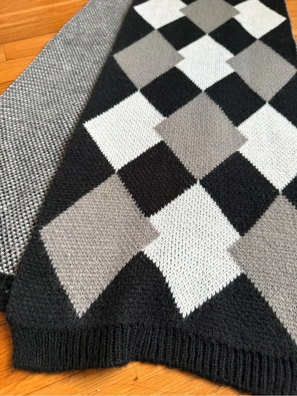 N/A lightly worn