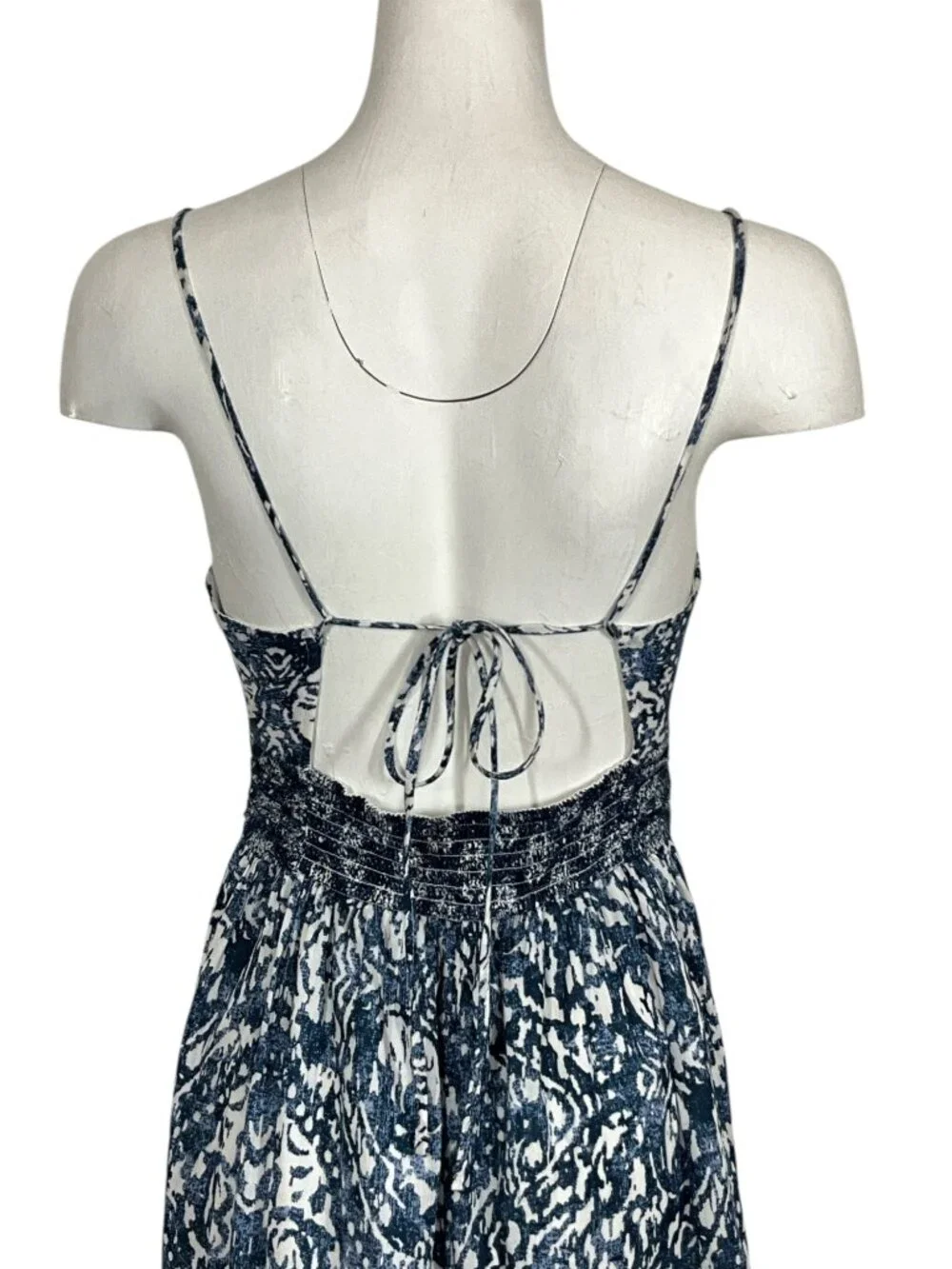 Abercrombie & Fitch pictures cutout