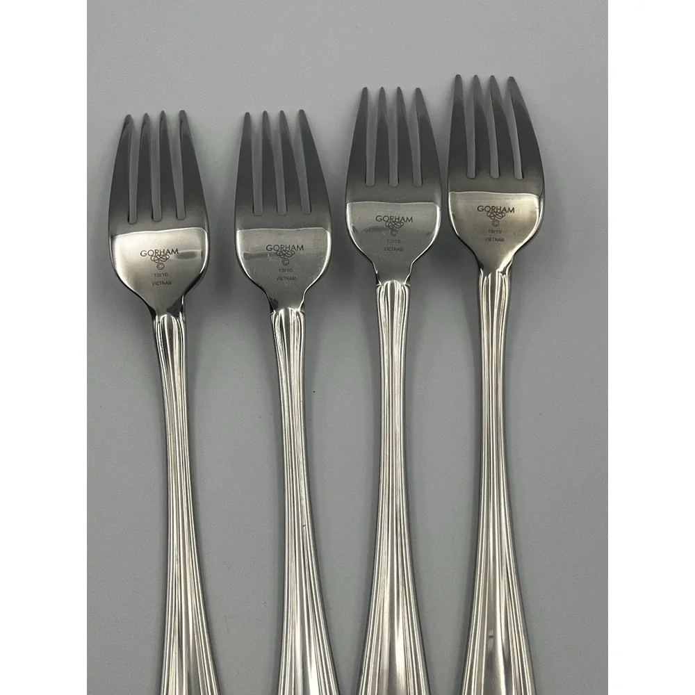 Gorham Melon Bud 18/10 Stainless Steel 20pc Placement For 4. PLEASE SEE ALL PICS