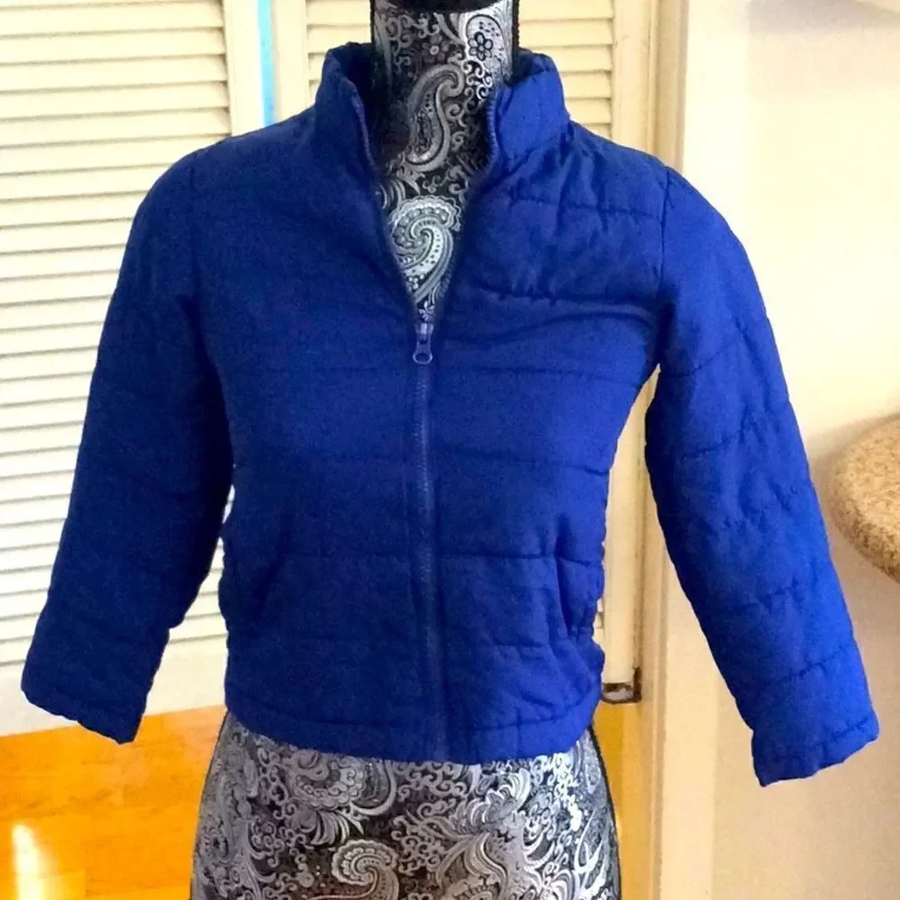 Child Old Navy soft puffer jacket size S 6/7