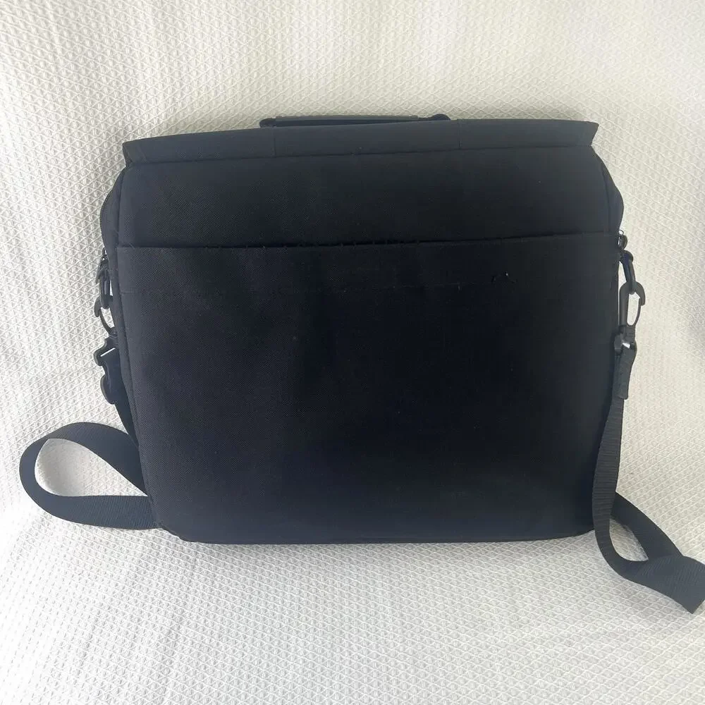 Targus laptop messenger