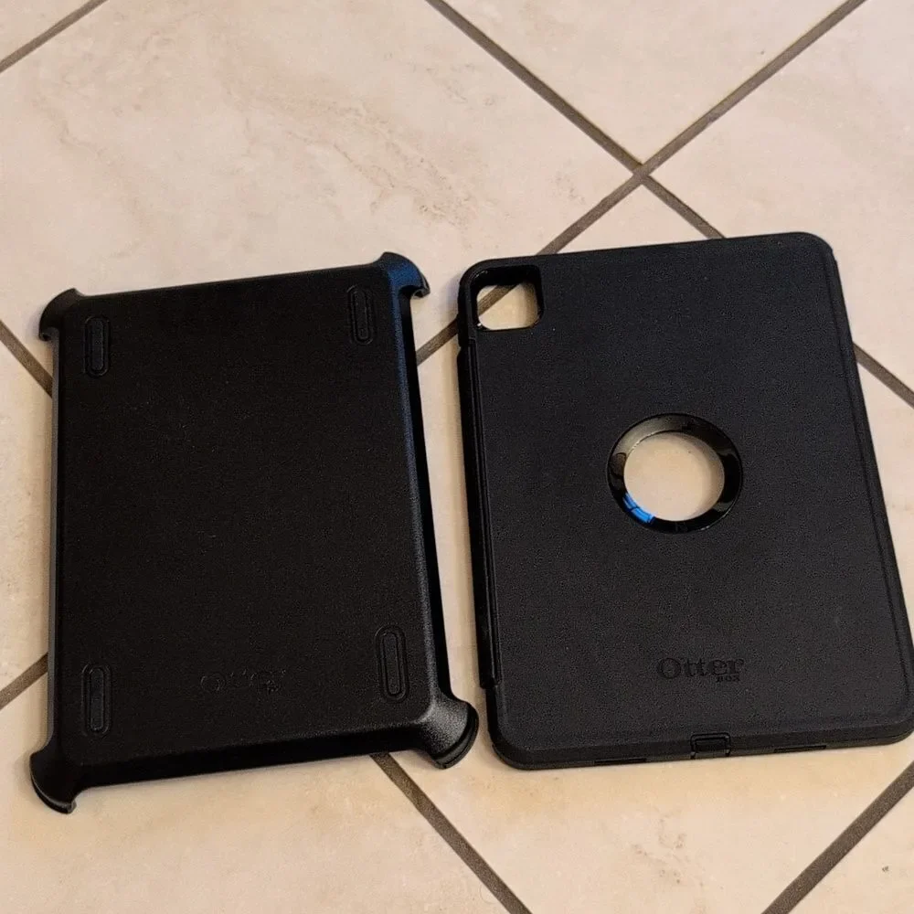OtterBox cardboard measurements