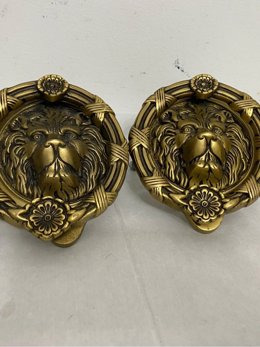 N/A decorative gold