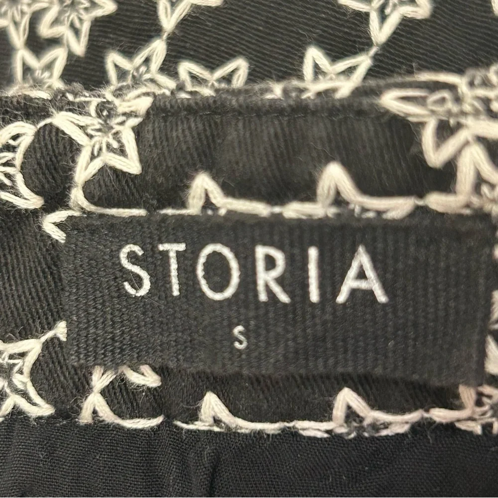 Storia Black And White Star‎ Pattern A-Line Lined Mini Skirt Women’s Size S