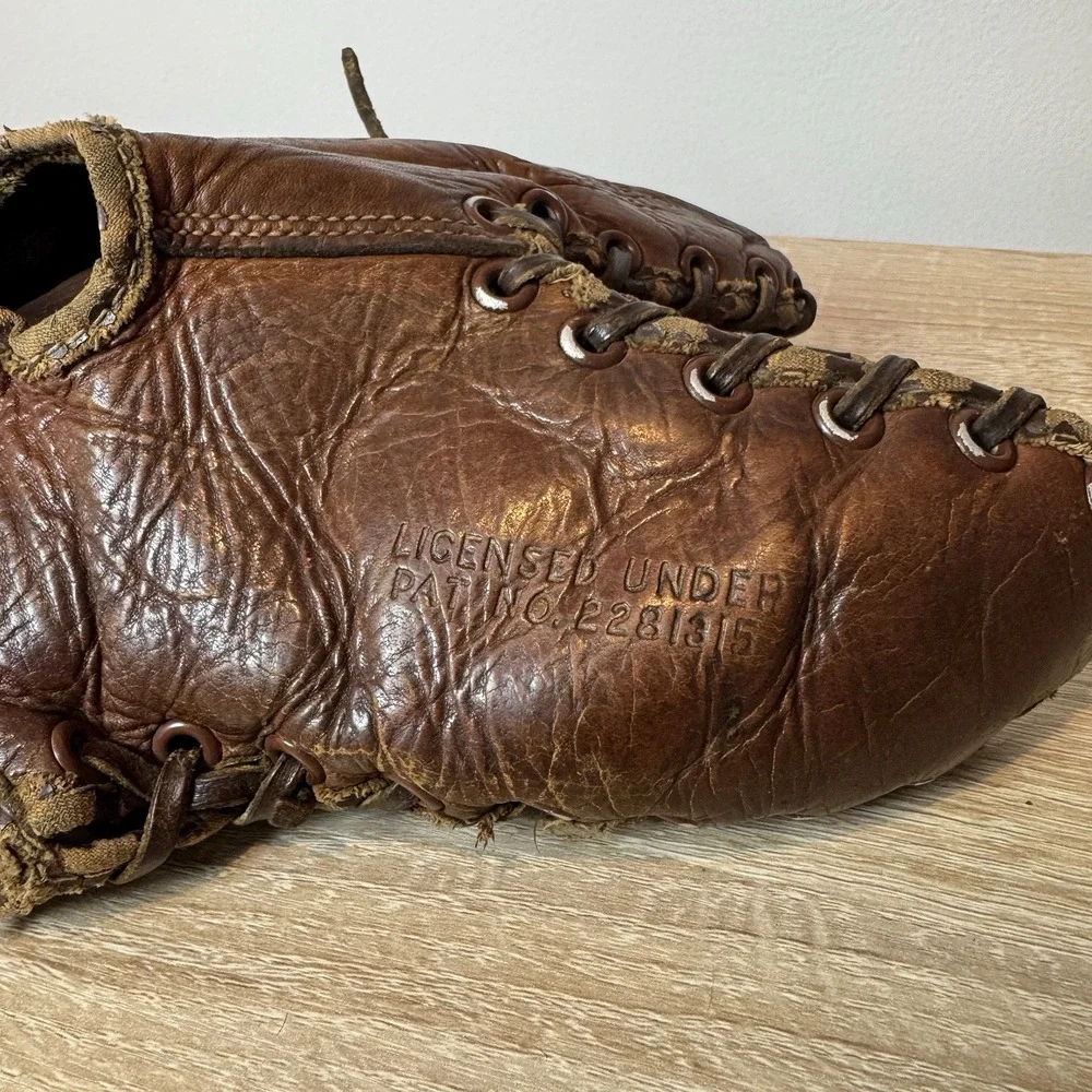 Macgregor Goldsmith G157 AntiqueBaseball Glove 1945-1951 3 Finger Left Catch VTG