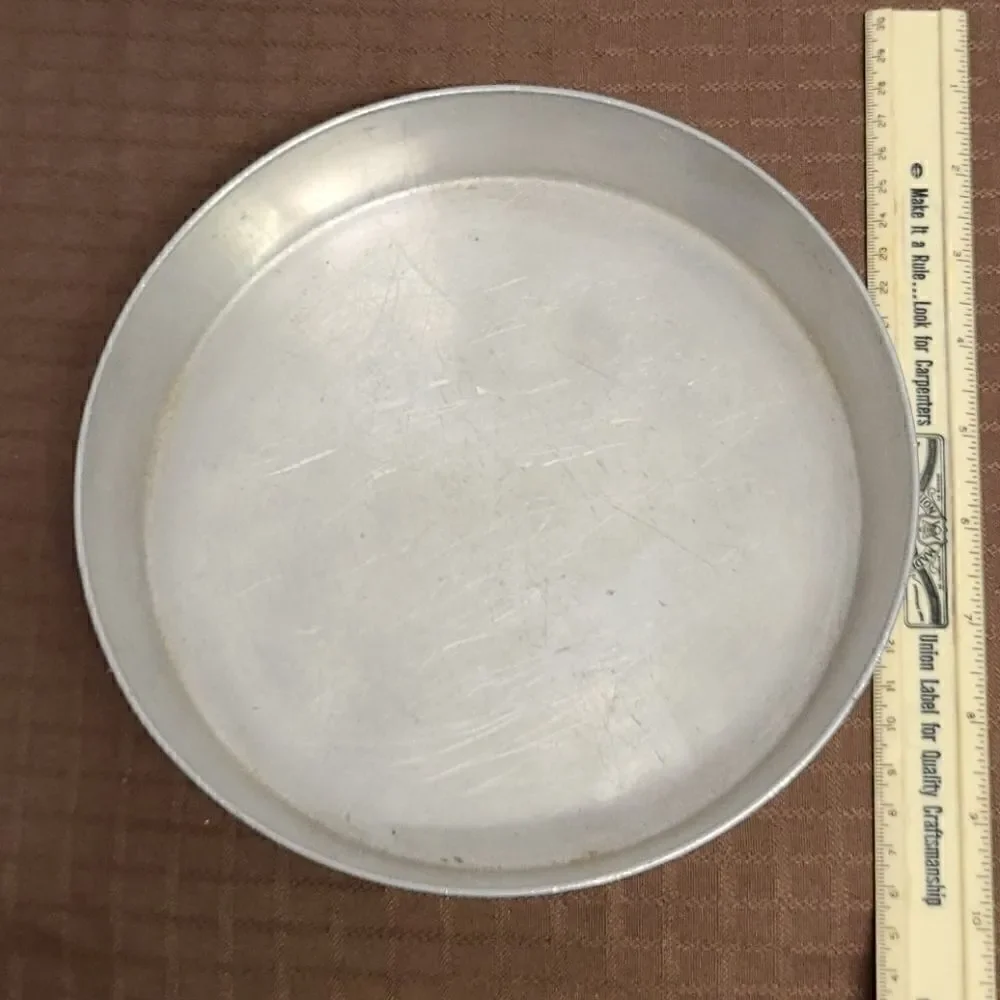 Regal Aluminum and miscellaneous pans take look