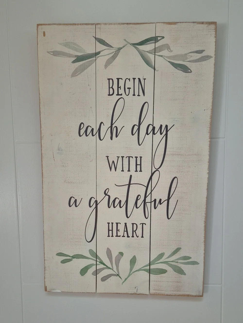 'Begin Each Day With a Grateful Heart' Wall Sign Art Saying cottage shabby