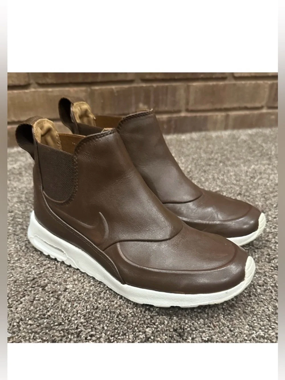 Nike Air Max Thea Mid Leather Chelsea Boots Dark Brown - Women's Size 6.5
