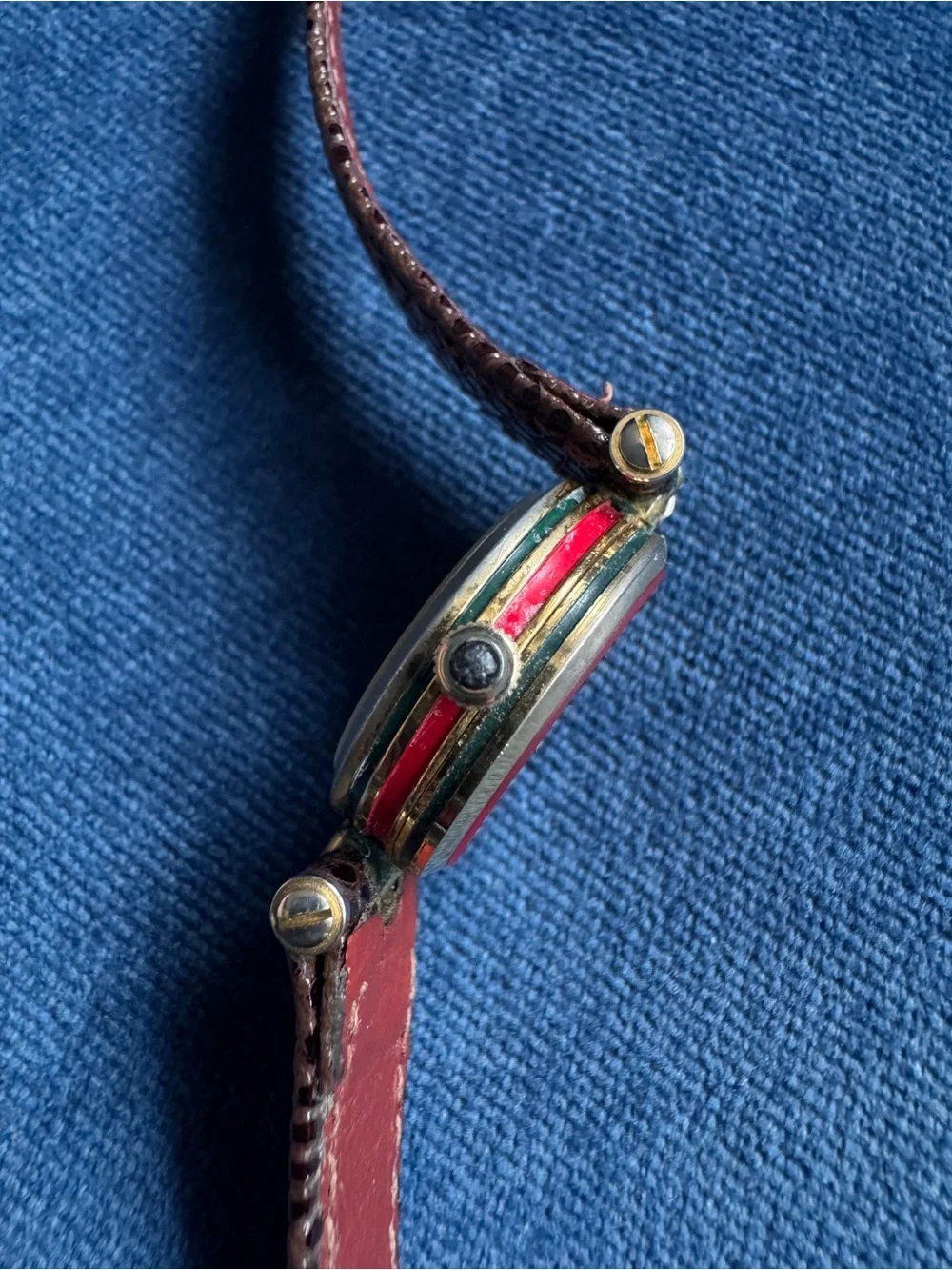 Vintage‎ Gucci 1980’s Two Toned Wristwatch Brown Lizard Strap .