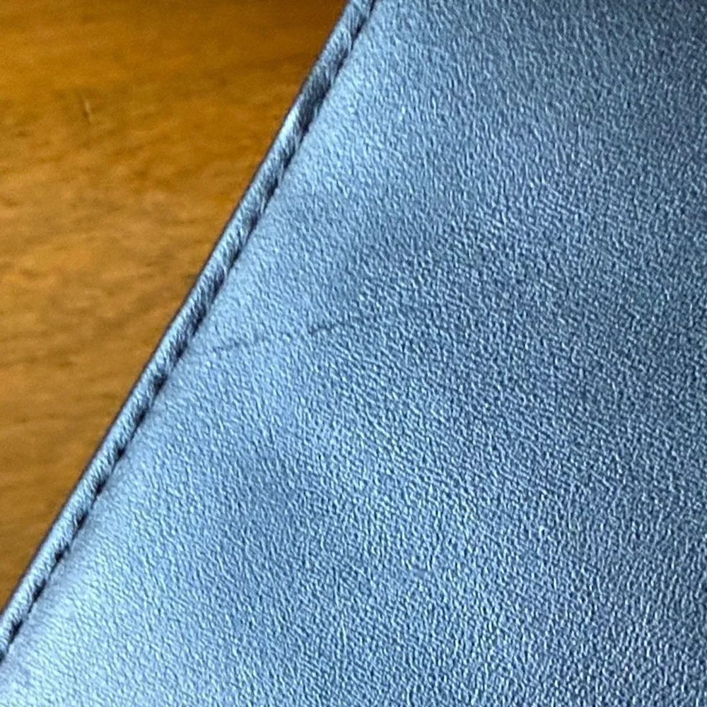 Travando new leather