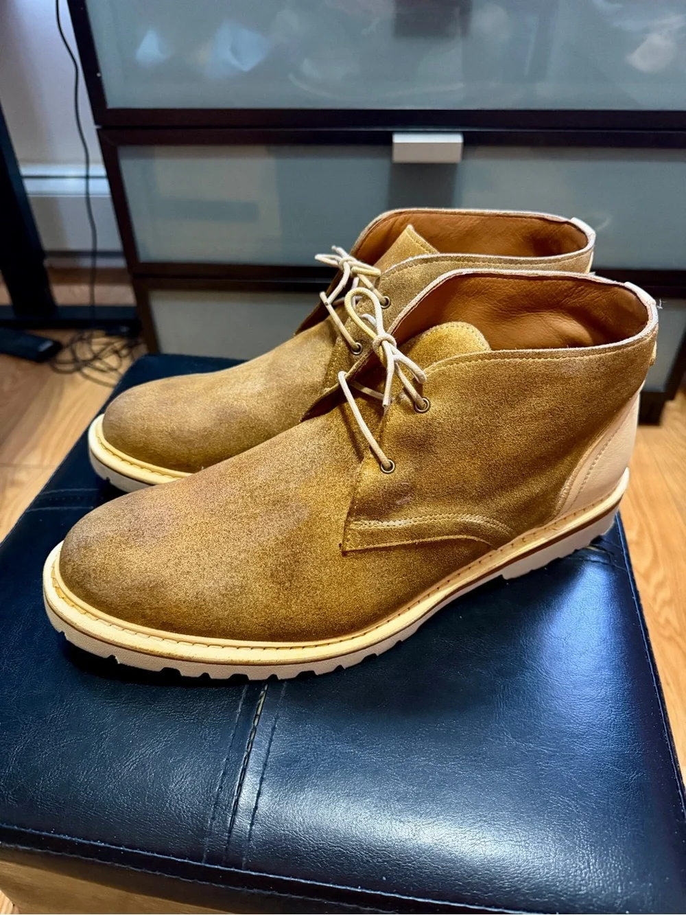 Allen Edmonds casual up