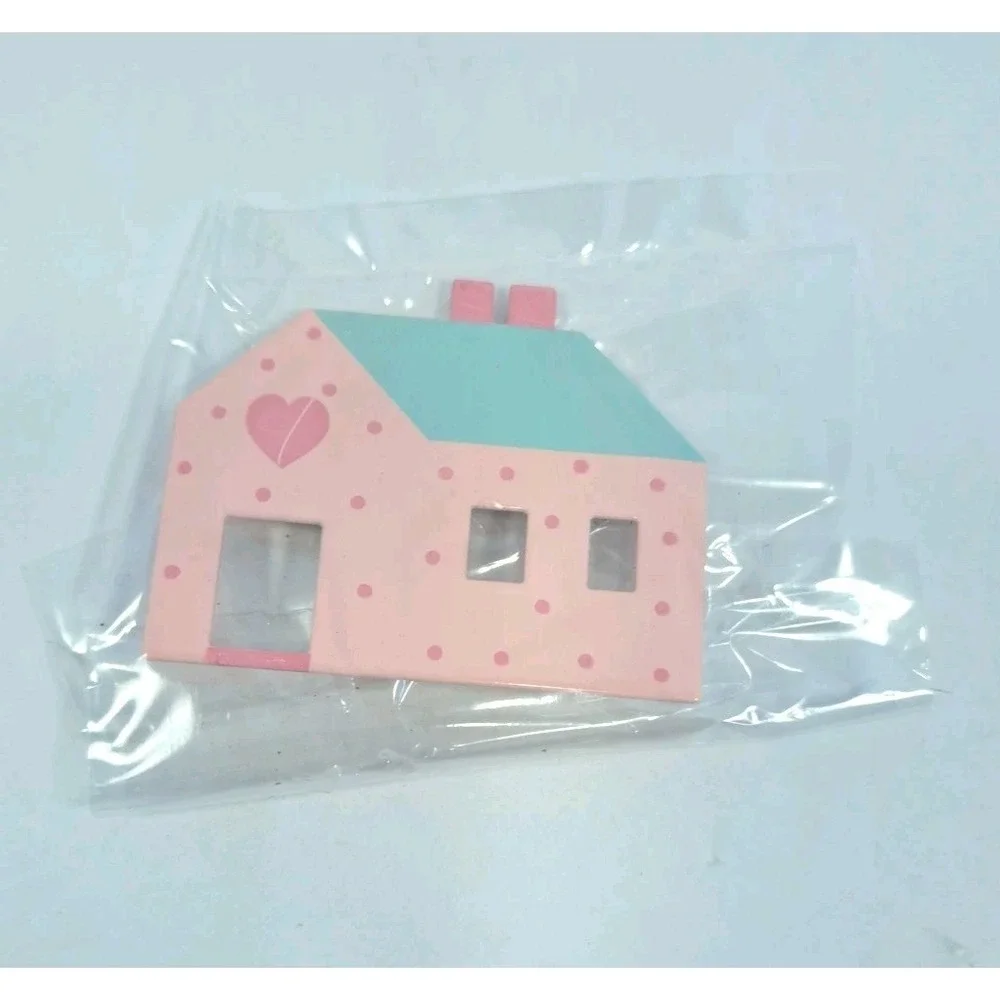 Vintage Avon Country Kitchen Magnet Wreath Metal Pink Heart 7 Pcs. 10.5