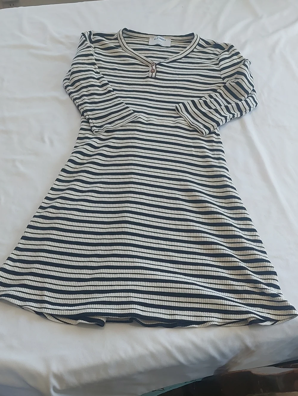 Old Navy Striped Black and White Long-Sleeve Girls' Dress.Size 10 /12