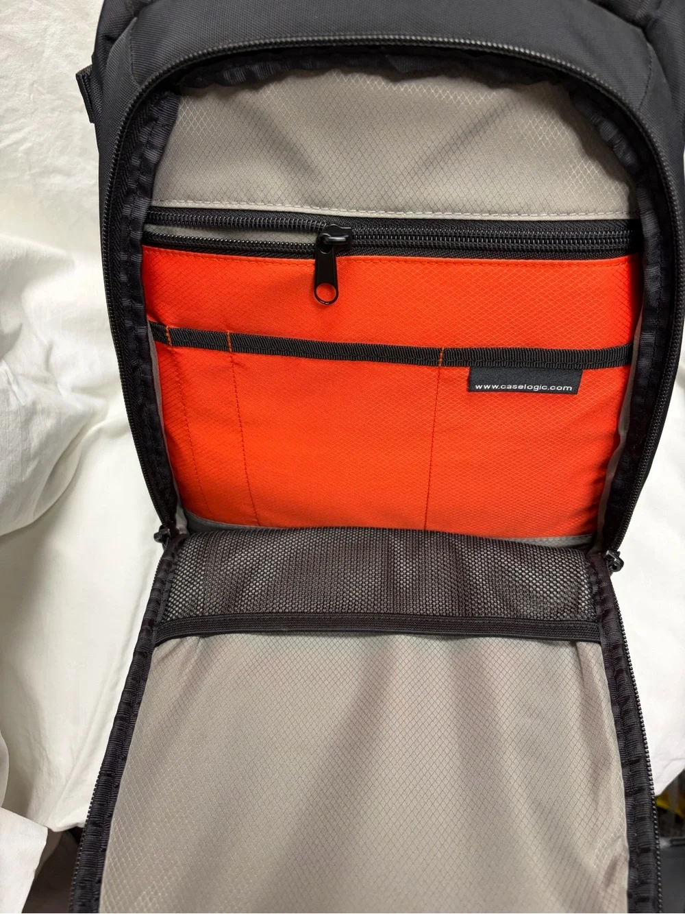 Case Logic sleek one