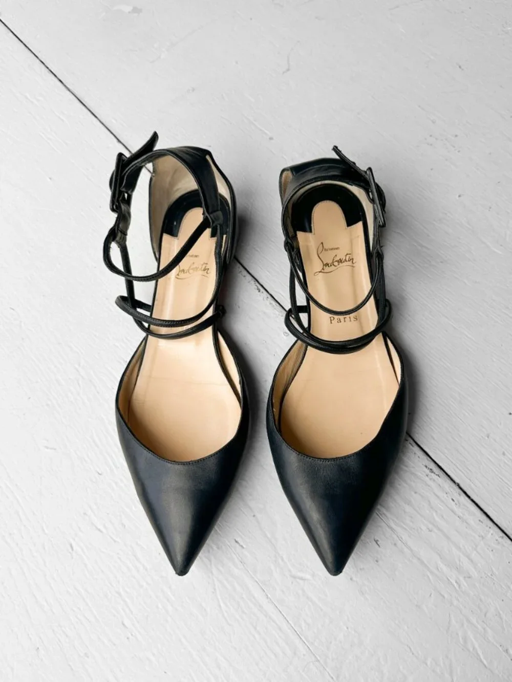 Christian Louboutin edges suzanna flat