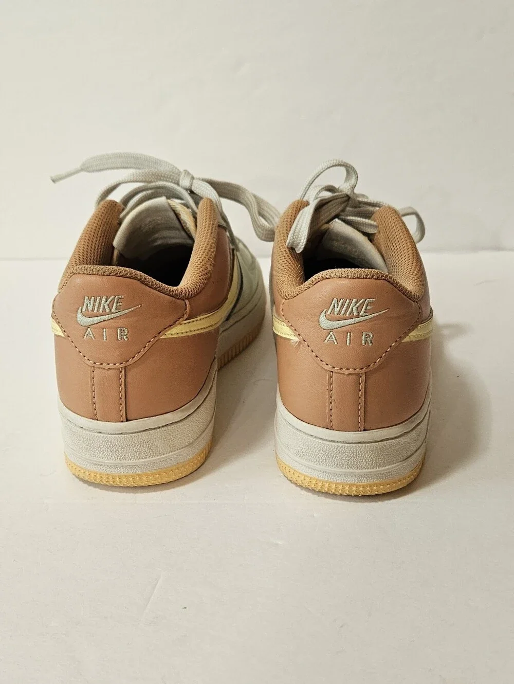 Nike pre owned