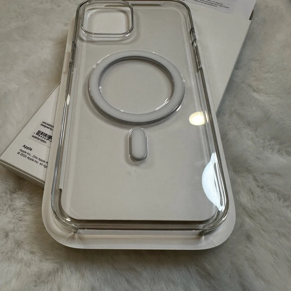 Apple sleek transparent