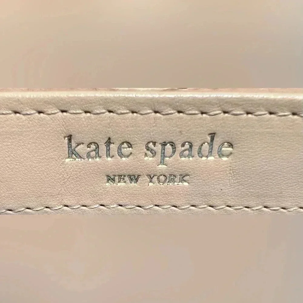 Kate Spade New York| ladies Continental patent leather zip around wallet.