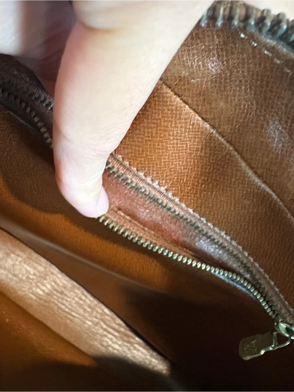 Louis Vuitton authentic louis