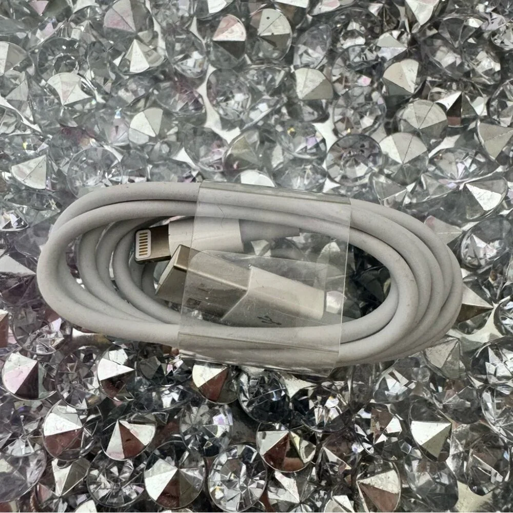 Apple usb iPhone White USB Charging Cable brand new sealed
