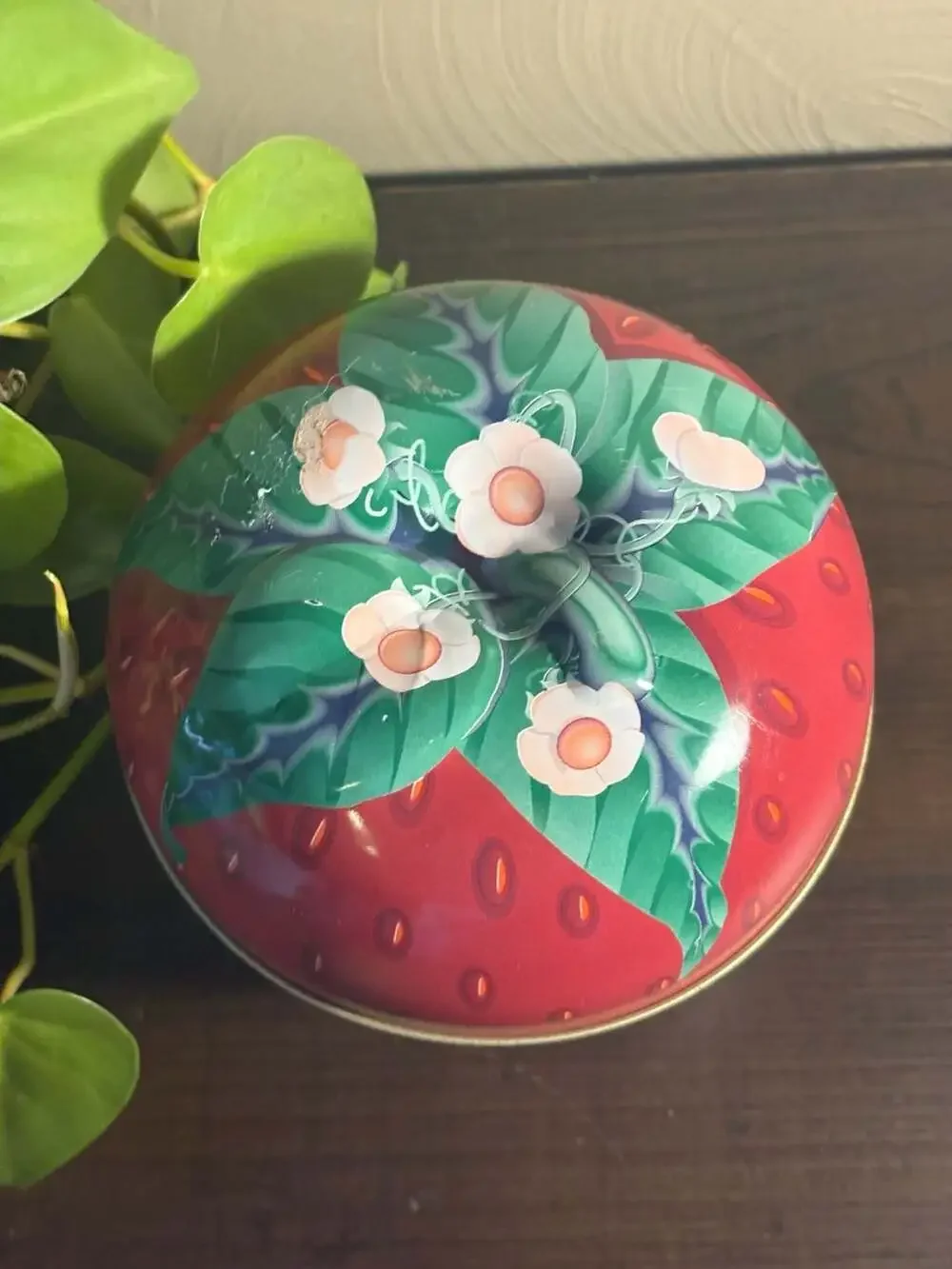 Unknown strawberry shaped