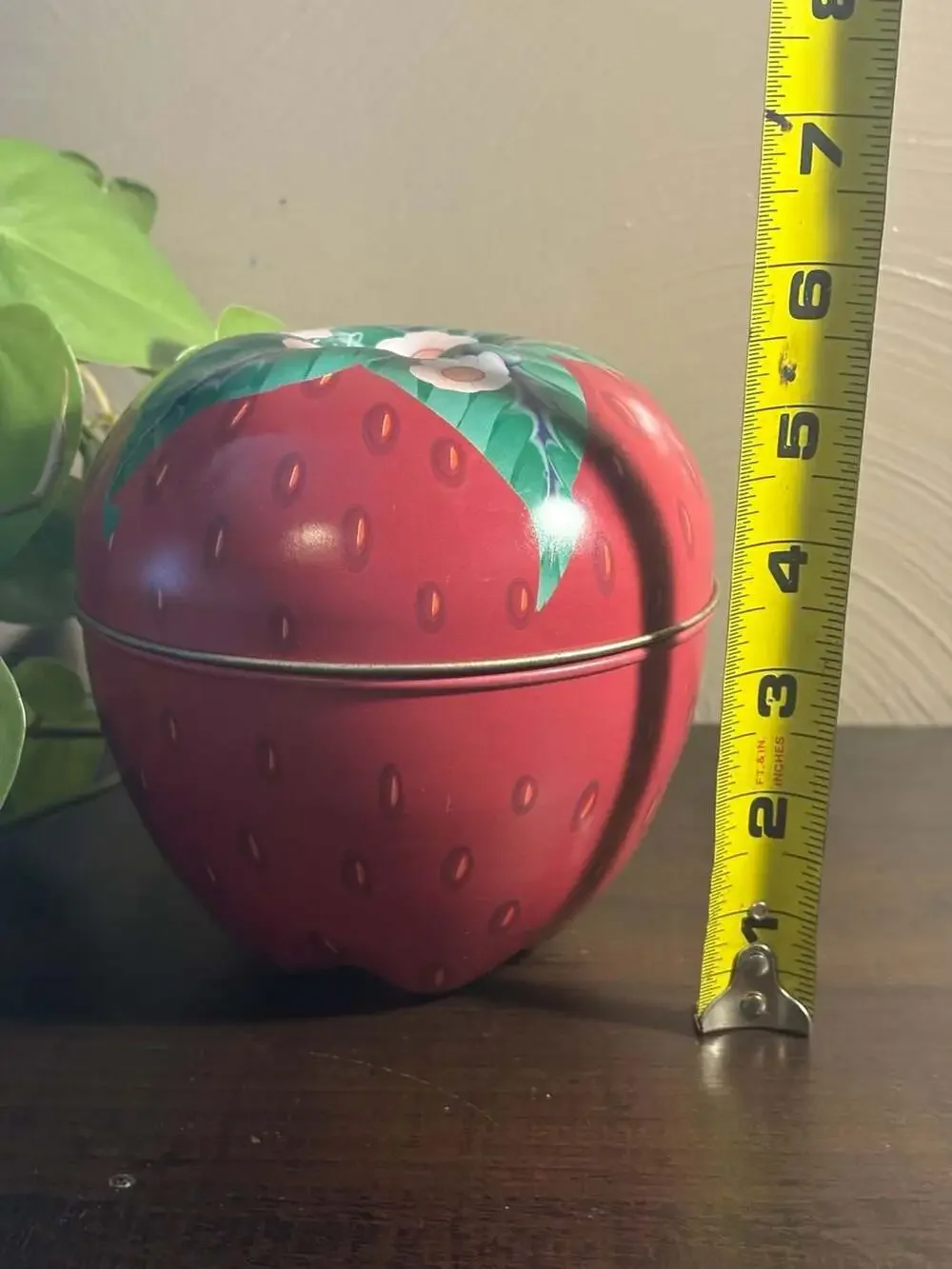 Unknown strawberry shaped