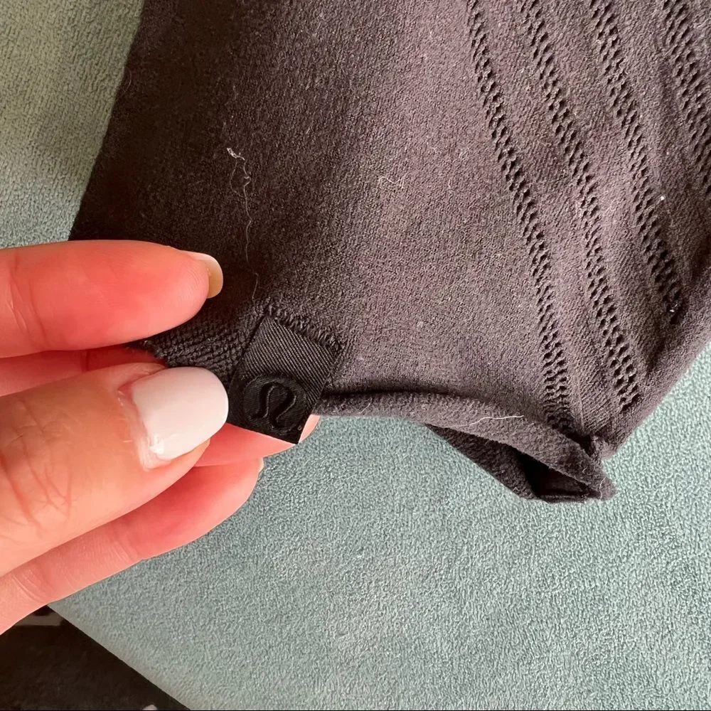 lululemon athletica euc small