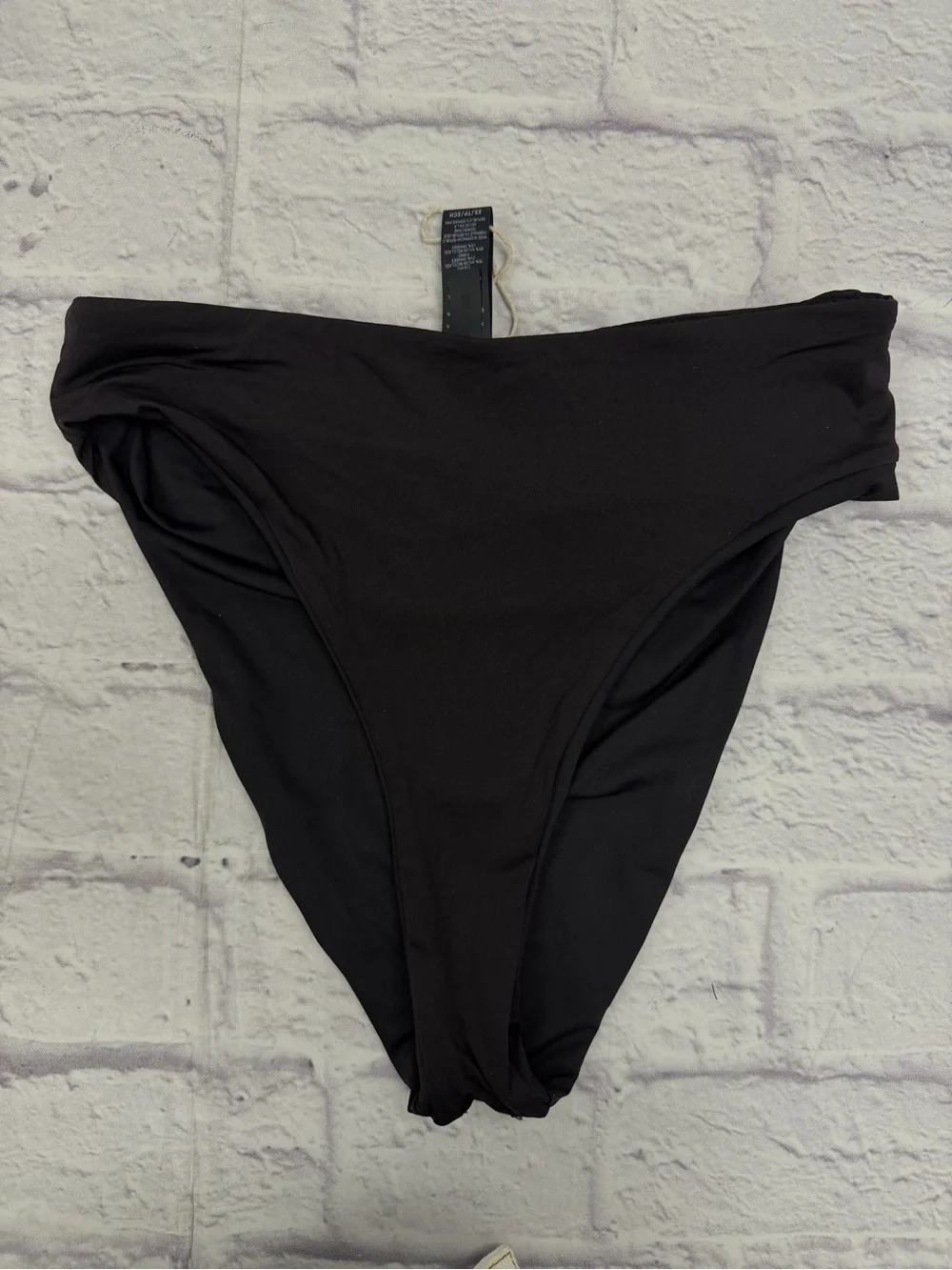 SKIMS Black Swim Bikini Bottoms NWOT's Sz XS Beach Pool Resortwear Euro Summer