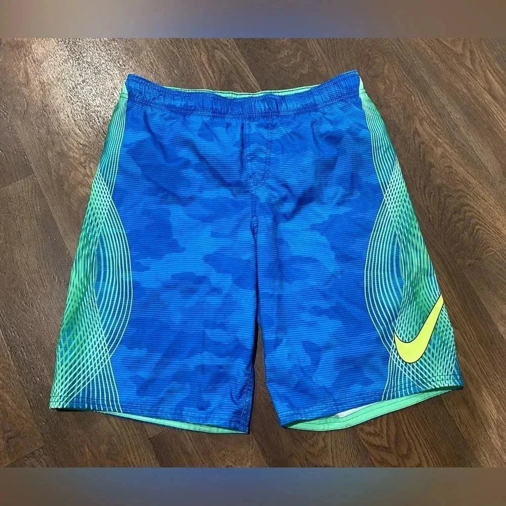Nike men’s swim
