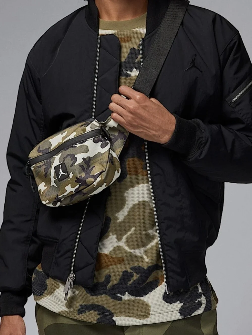 Jordan compact waist