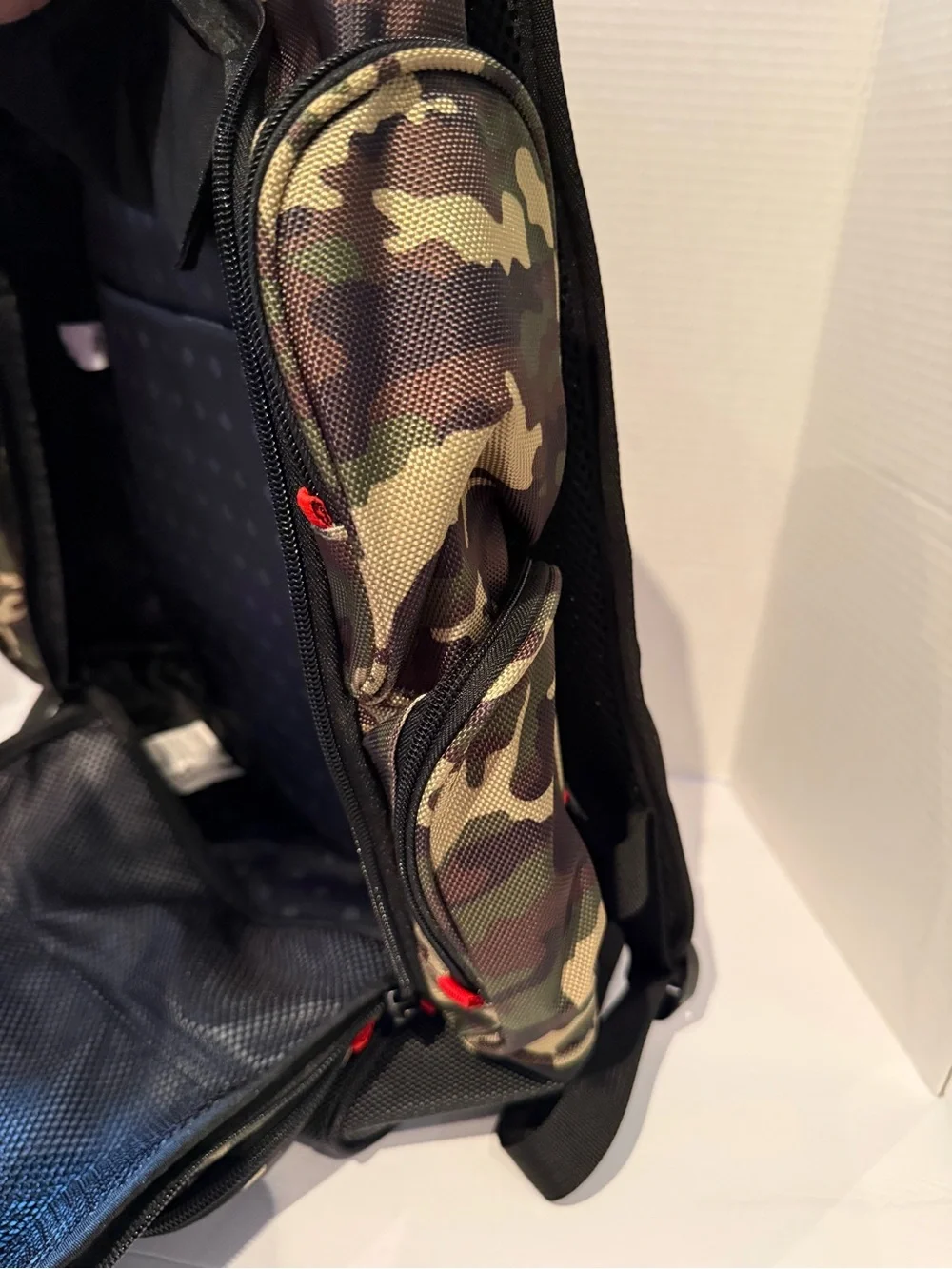 refuge camo laptop