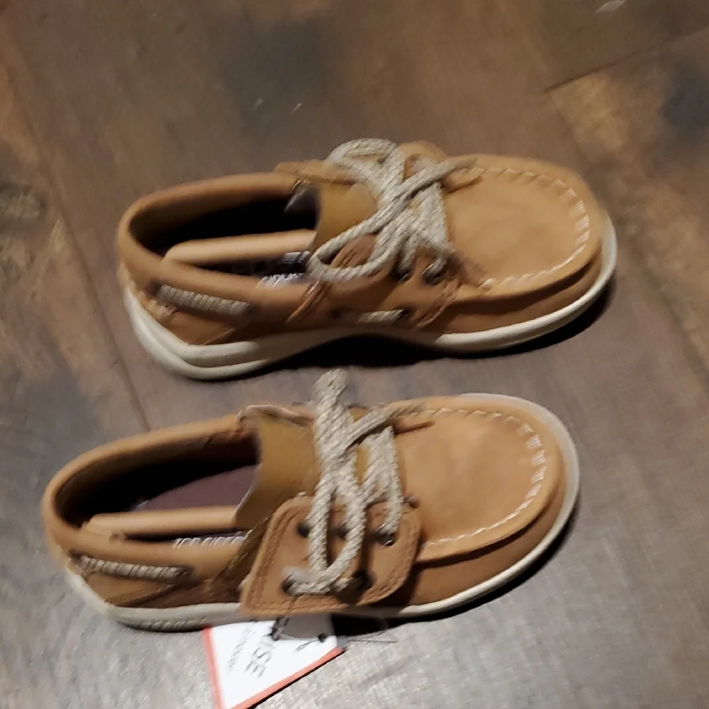 New Sperry Kids Brown Moccasins with White Soles Sz 8M